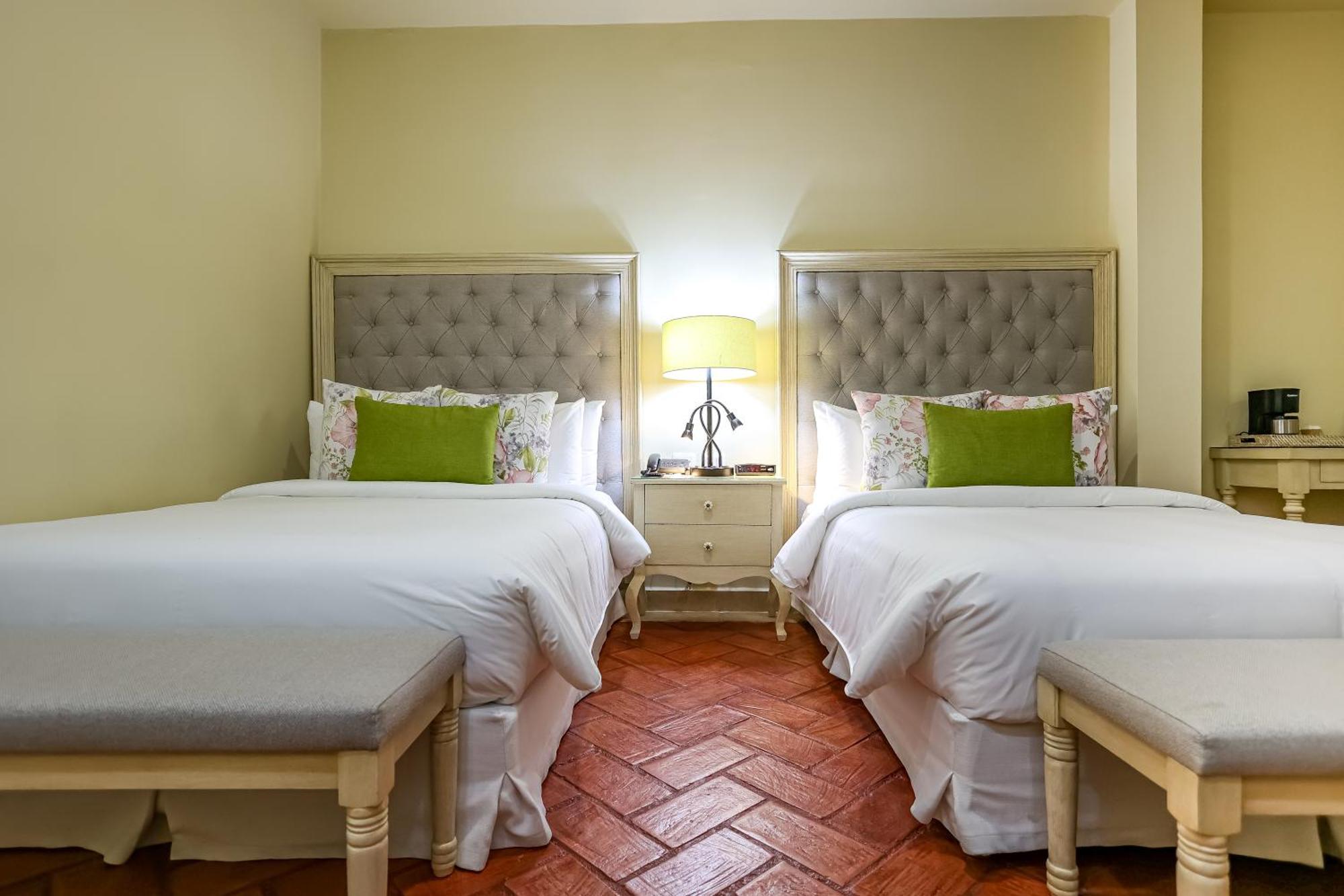 Deluxe Tweepersoonskamer met 2 Aparte Bedden